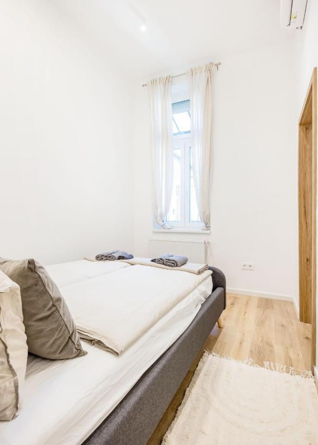 Natural Harmony Apartment